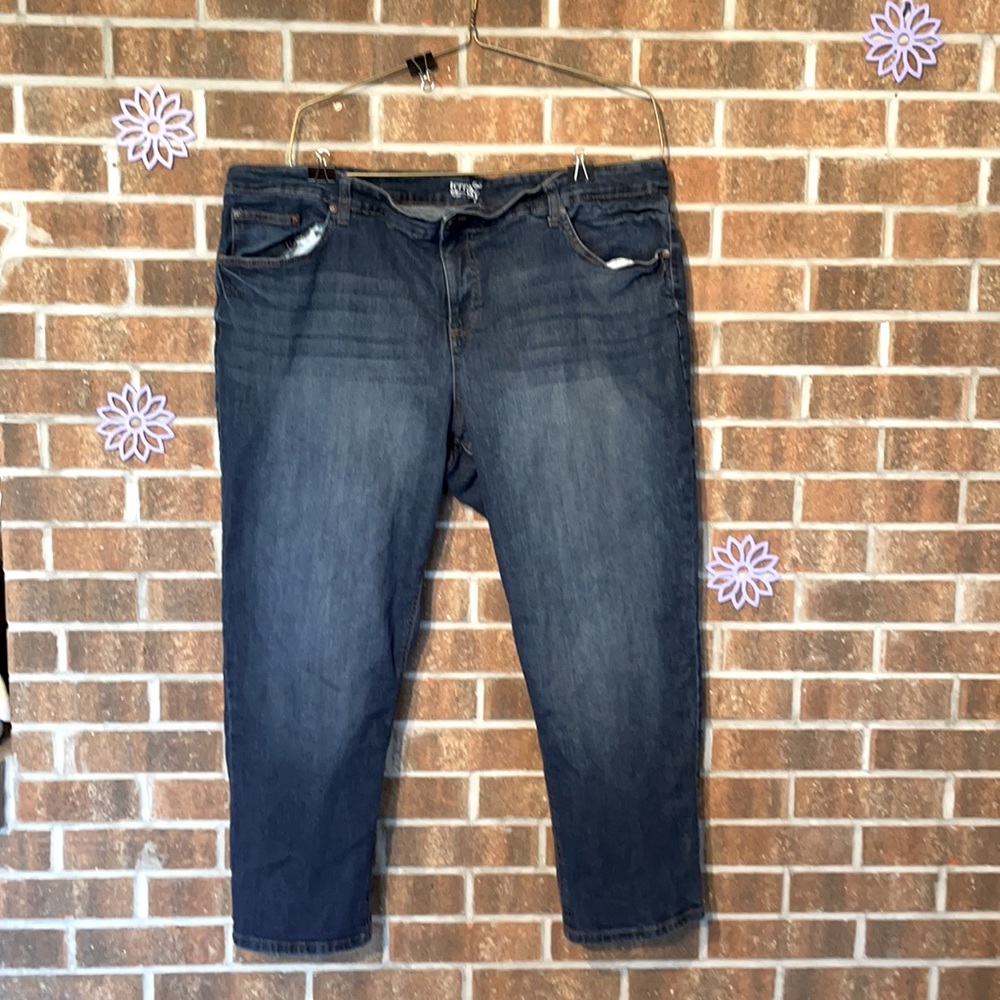 Straight Leg Jeans 22w petite